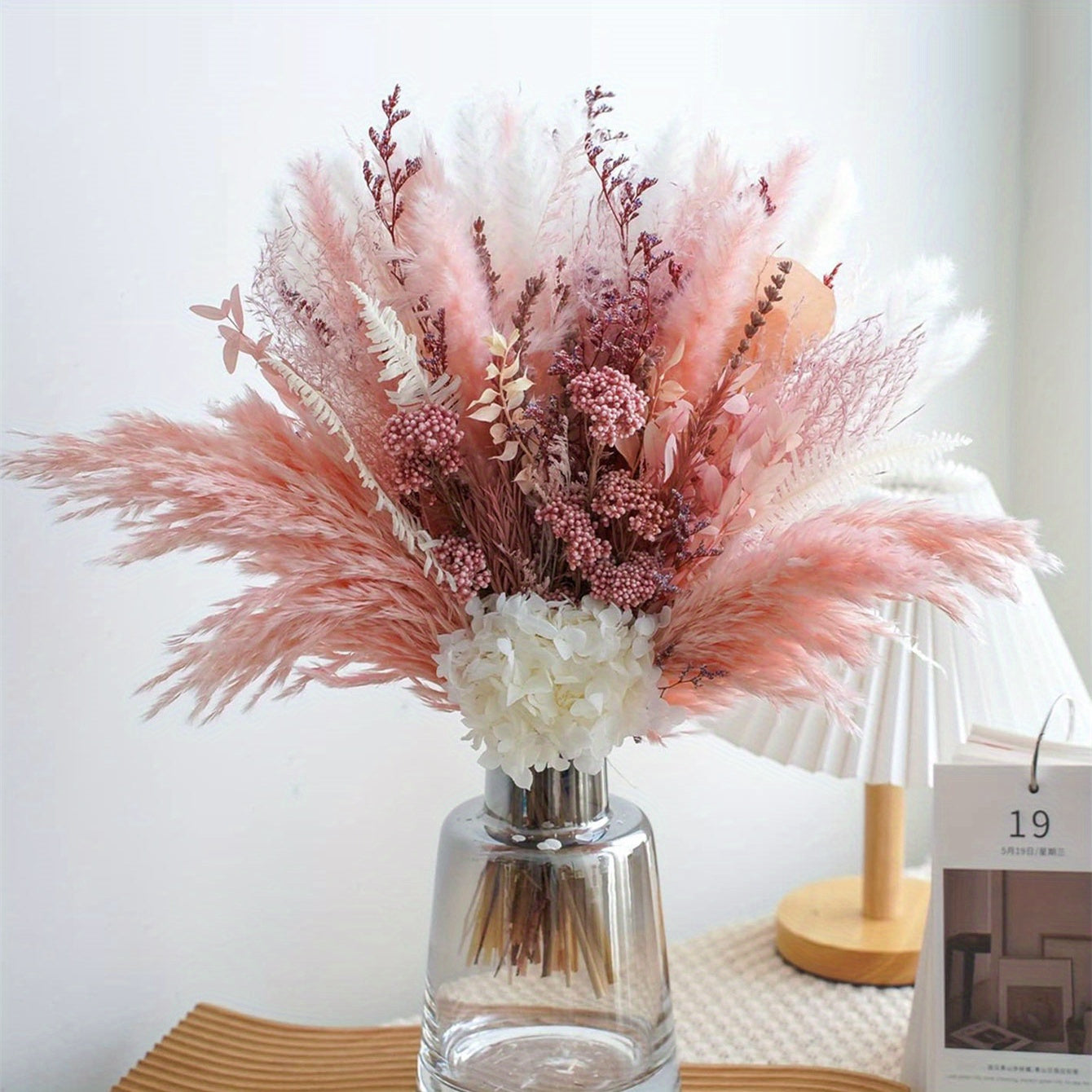 Bouquet of Naturally Dried Pampas Grass, Bohemian for home Decoration, Pink Pampas Grass Decor, Dried Flower Arrangement for Wedding Table Centerpieces at for home