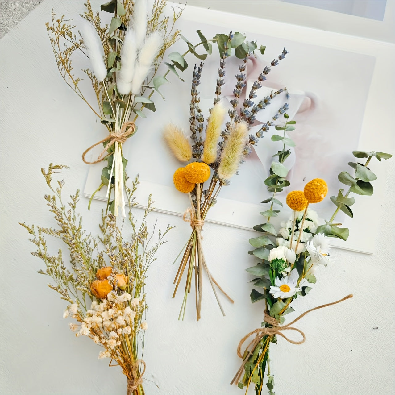 Nordic-inspired Eucalyptus Leaf  Flower Bouquet Wedding Decoration Scented Vase Arrangement Coffee Shop Interior Display Photography Background Wall Gift Packaging  Air Freshener Homestay Soft Furnishing. Handmade Materials